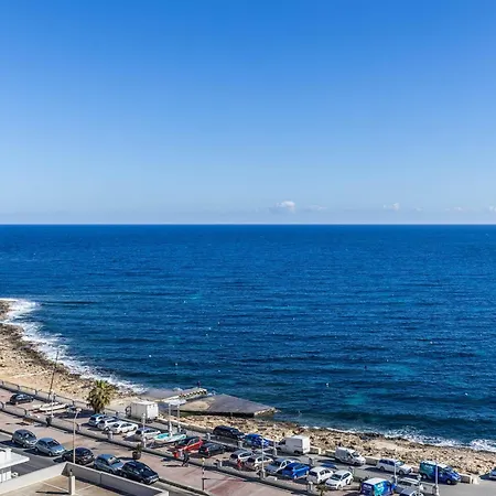 Modern And Spacious Seaview Apartment St. Paul's Bay