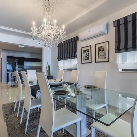 Apartament Modern And Spacious Seaview