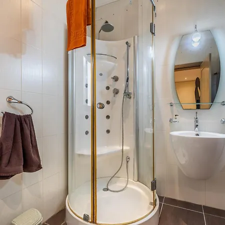 Modern And Spacious Seaview * סיינט פול ביי