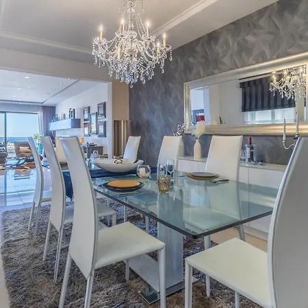 דירה Modern And Spacious Seaview סיינט פול ביי